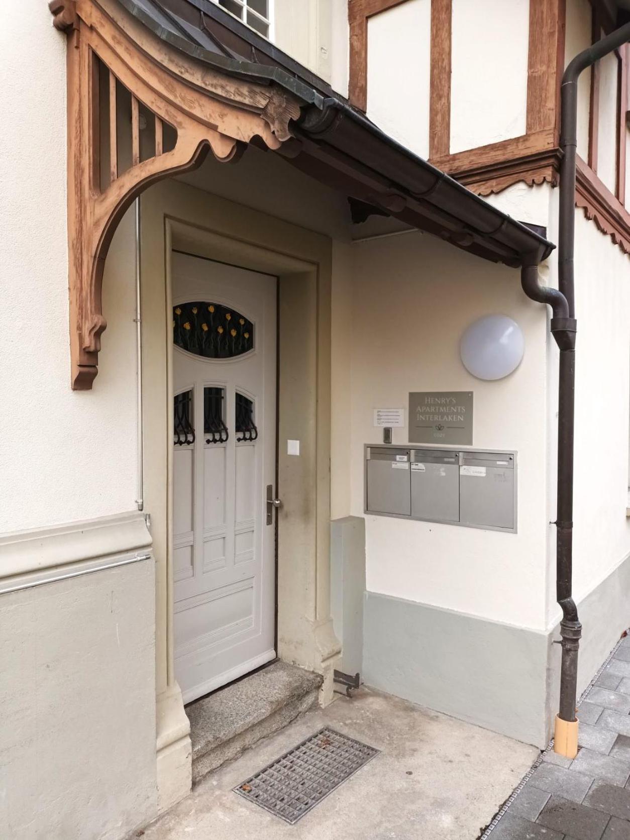 Henry'S Apartments Interlaken Exterior photo
